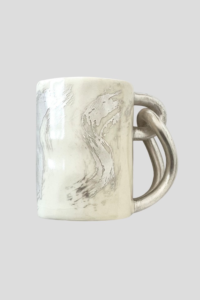 Tied-handle mug
